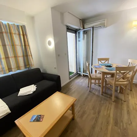 Promenade Des Bains - Maeva - 4 Personnes - Confort Mae-2294 *
