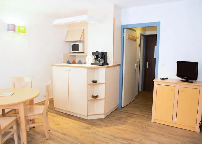 Promenade Des Bains - Maeva - 4 Personnes - Confort Mae-2294 Apartment Saint-Raphael (Var)